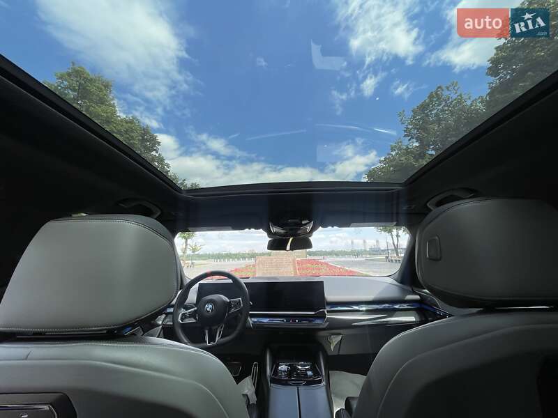 Седан BMW i5 2023 в Києві