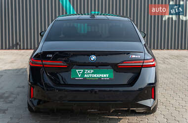 Седан BMW i5 2023 в 
