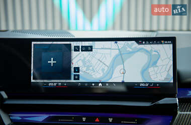 Седан BMW i5 2023 в 