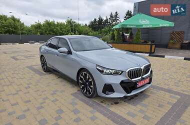 Седан BMW i5 2023 в Тернополе