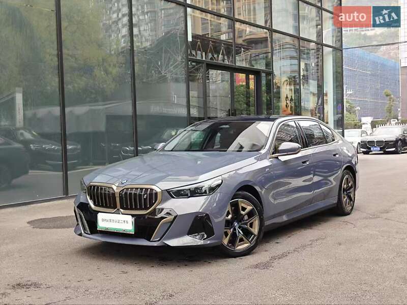 BMW i5 2024