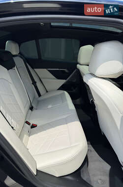 Седан BMW i5 2023 в  фото 17 Седан BMW i5 2023 в