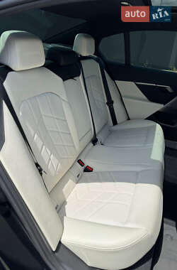 Седан BMW i5 2023 в  фото 22 Седан BMW i5 2023 в