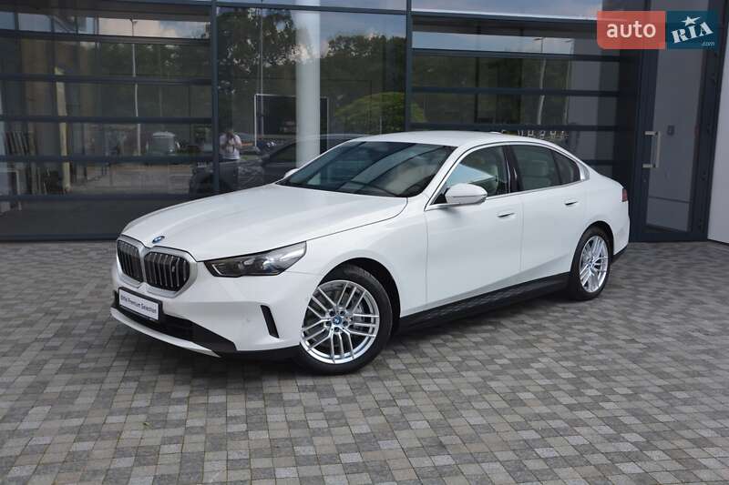 BMW i5 2024