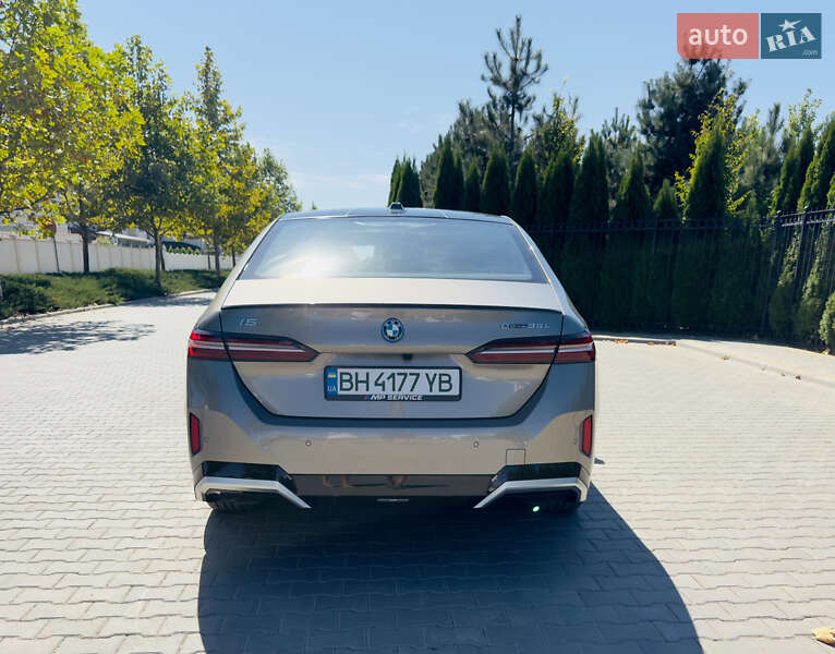 Седан BMW i5 2024 в Одессе