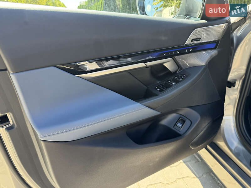 Седан BMW i5 2024 в Одессе