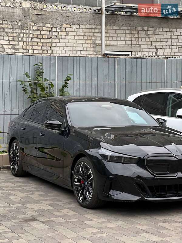 Седан BMW i5 2024 в Черкассах