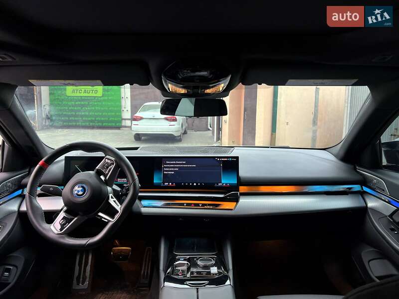 Седан BMW i5 2024 в Черкассах