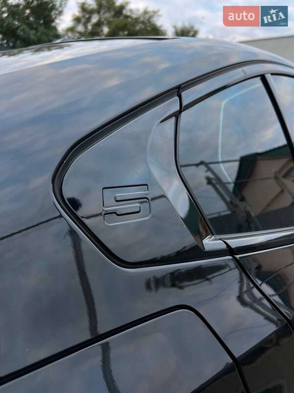 Седан BMW i5 2024 в Черкассах