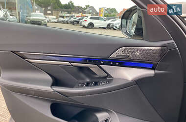 Универсал BMW i5 2025 в  фото 11 Универсал BMW i5 2025 в