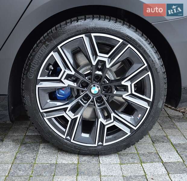 Седан BMW i5 2025 в Киеве фото 10 Седан BMW i5 2025 в Киеве