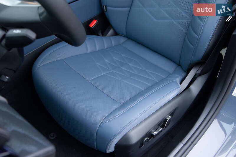 Седан BMW i5 2024 в Киеве
