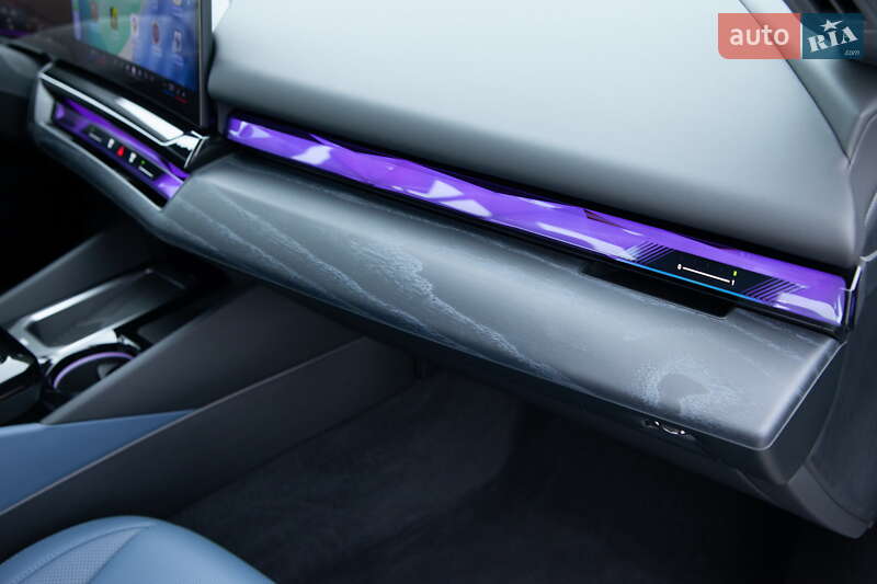 Седан BMW i5 2024 в Киеве