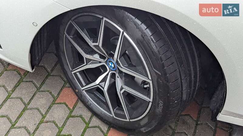 Седан BMW i5 2024 в Киеве фото 17 Седан BMW i5 2024 в Киеве