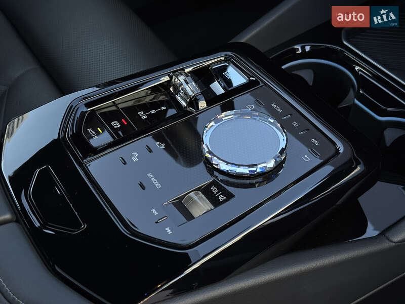 Седан BMW i5 2023 в Киеве фото 27 Седан BMW i5 2023 в Киеве