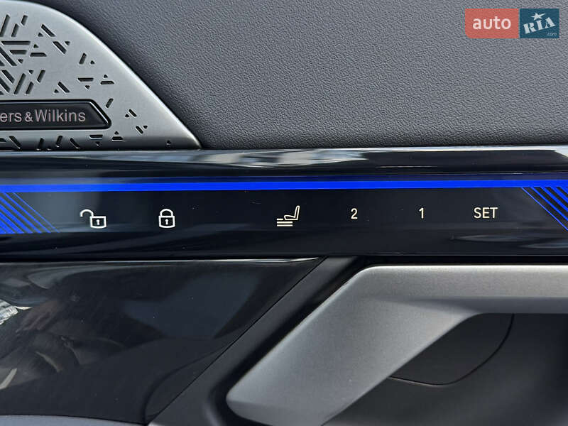 Седан BMW i5 2023 в Киеве