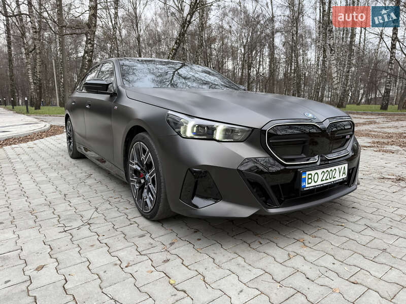 Седан BMW i5 2024 в Тернополі