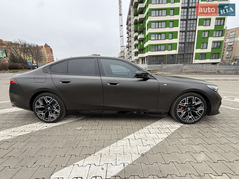 Седан BMW i5 2024 в Тернополі