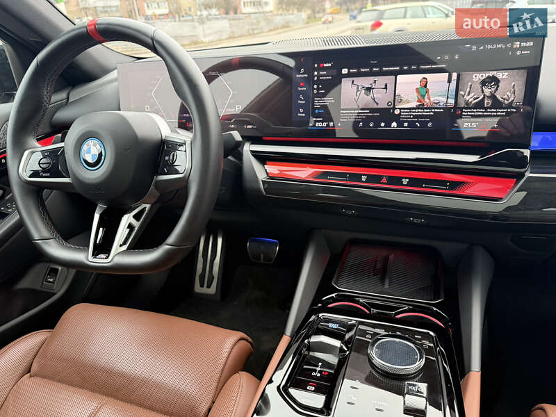 Седан BMW i5 2024 в Тернополі