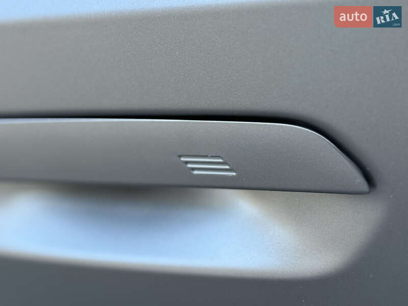 Седан BMW i5 2023 в Києві