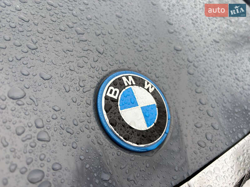 Седан BMW i5 2024 в Киеве