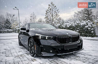 Седан BMW i5 2024 в Львові