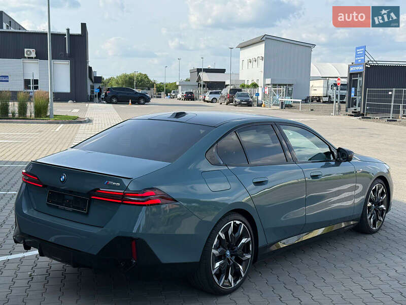 Седан BMW i5 2024 в Киеве