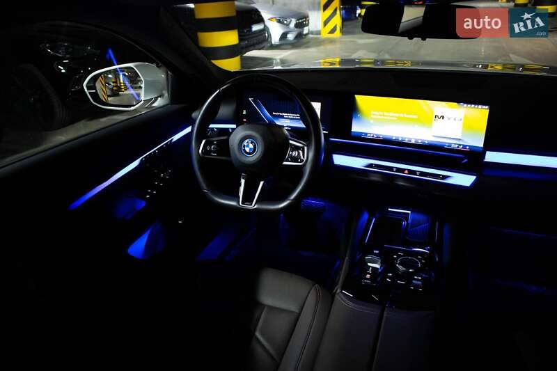 Седан BMW i5 2024 в Киеве