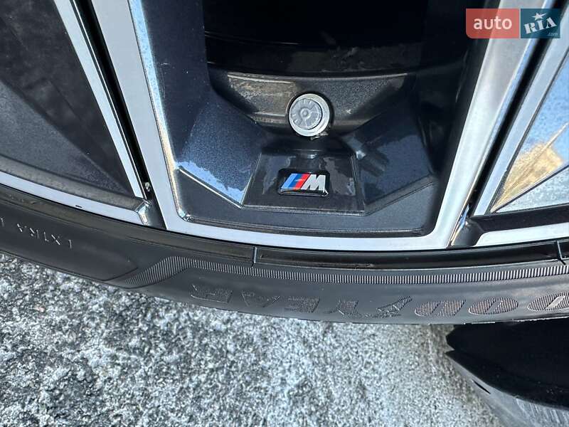 Седан BMW i5 2024 в Києві