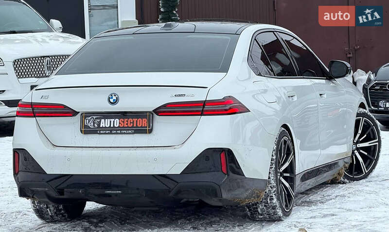 Седан BMW i5 2024 в Харькове