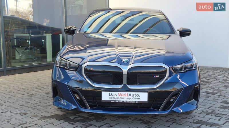Седан BMW i5 2023 в Хмельницком