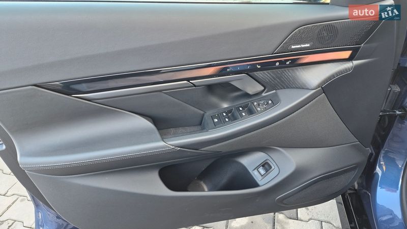 Седан BMW i5 2023 в Хмельницком