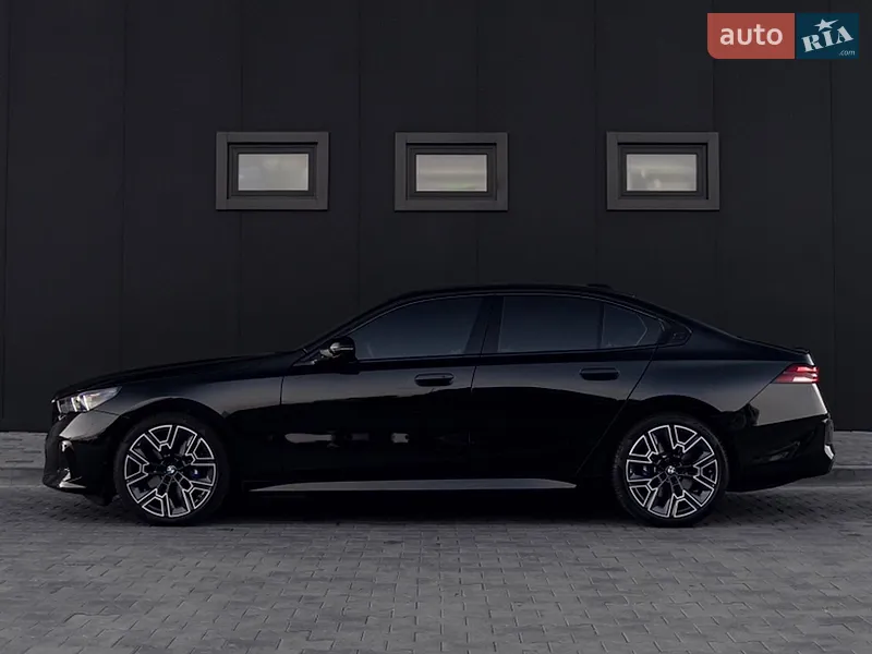 BMW i5 2025