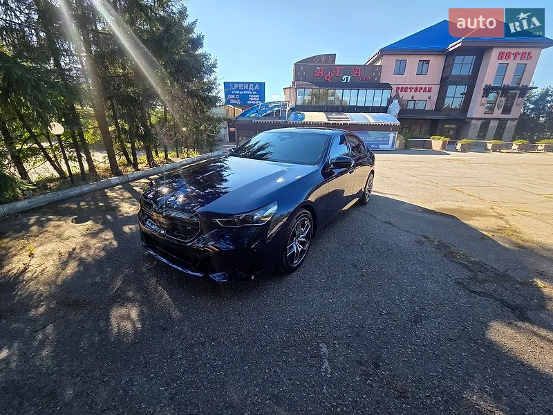 BMW i5 2025