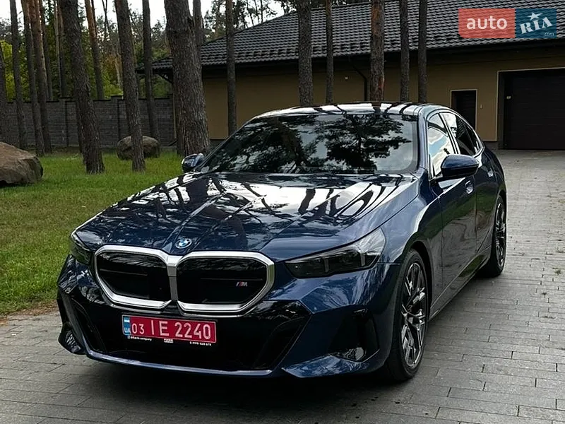 BMW i5 2024
