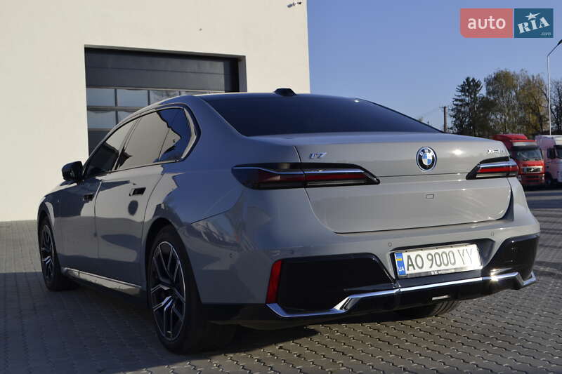 Седан BMW i7 2022 в Хусте фото 44 Седан BMW i7 2022 в Хусте