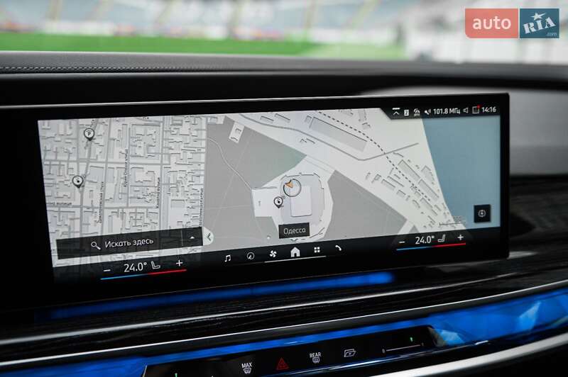 Седан BMW i7 2023 в Одессе