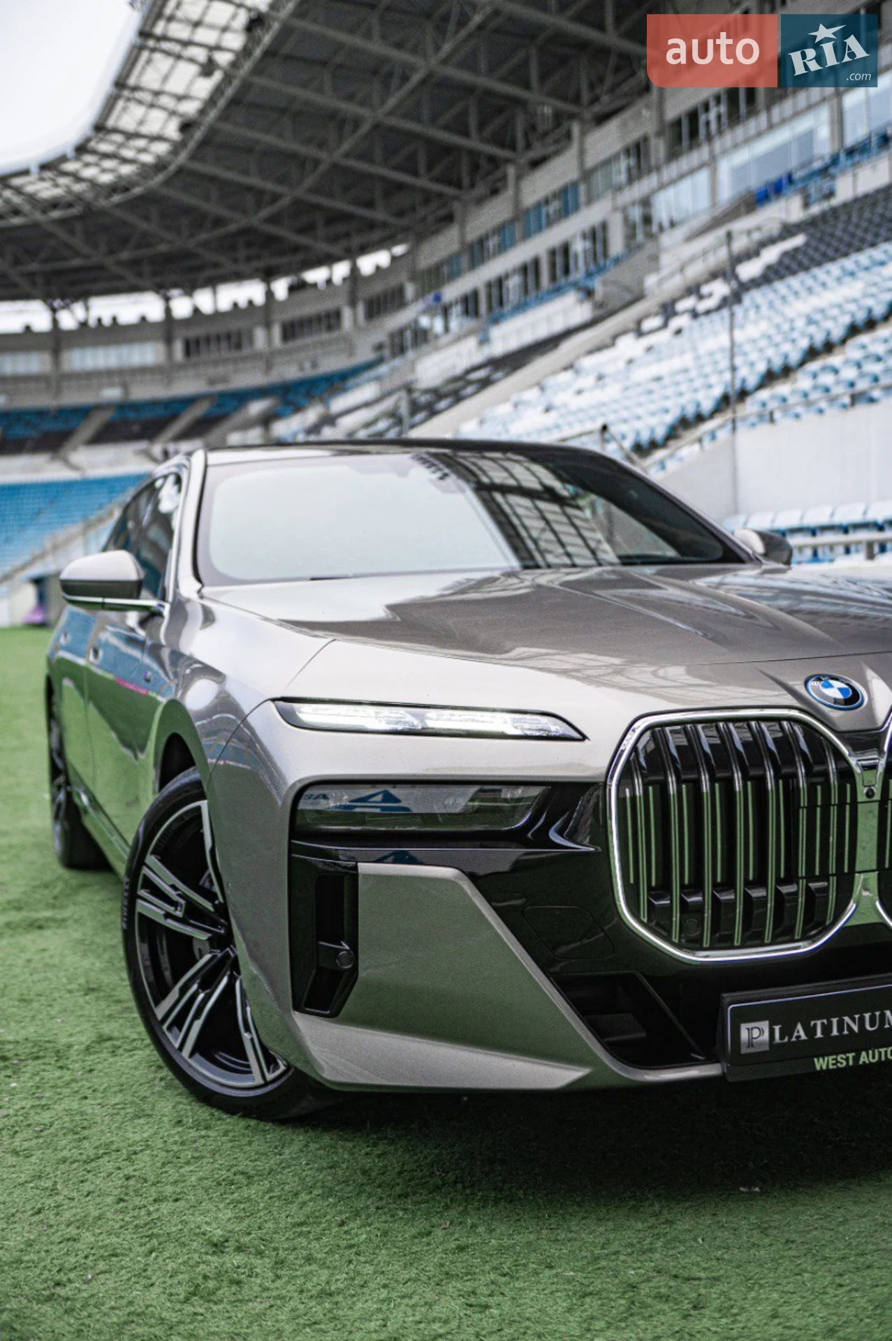 2023 BMW i7 - мініатюра 10