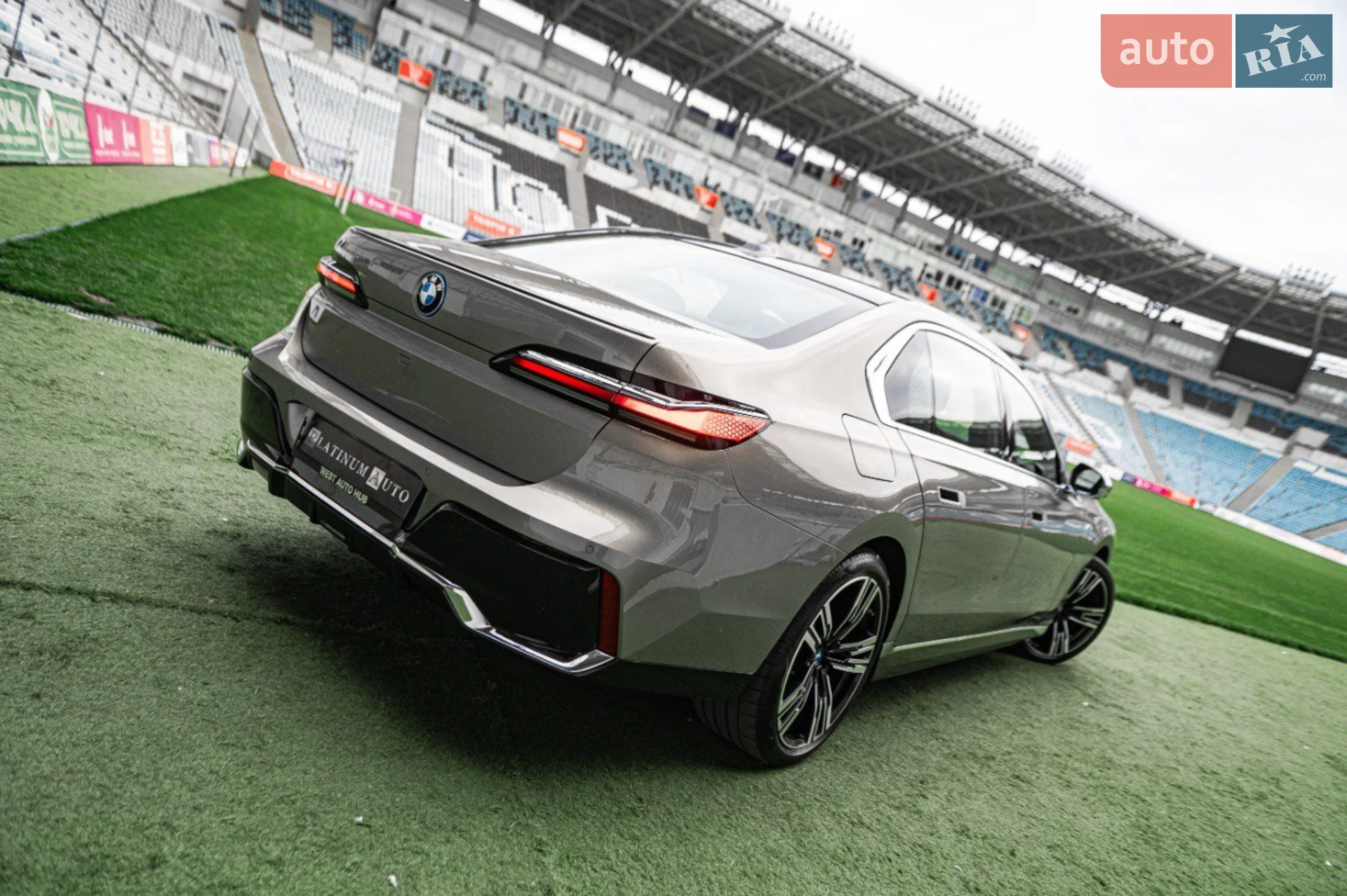 2023 BMW i7 - мініатюра 11