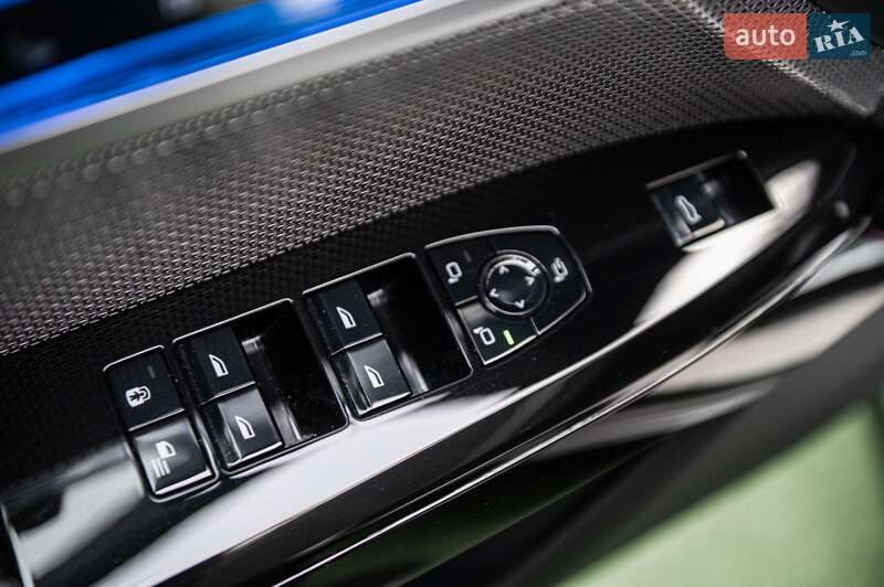 Седан BMW i7 2023 в Одессе