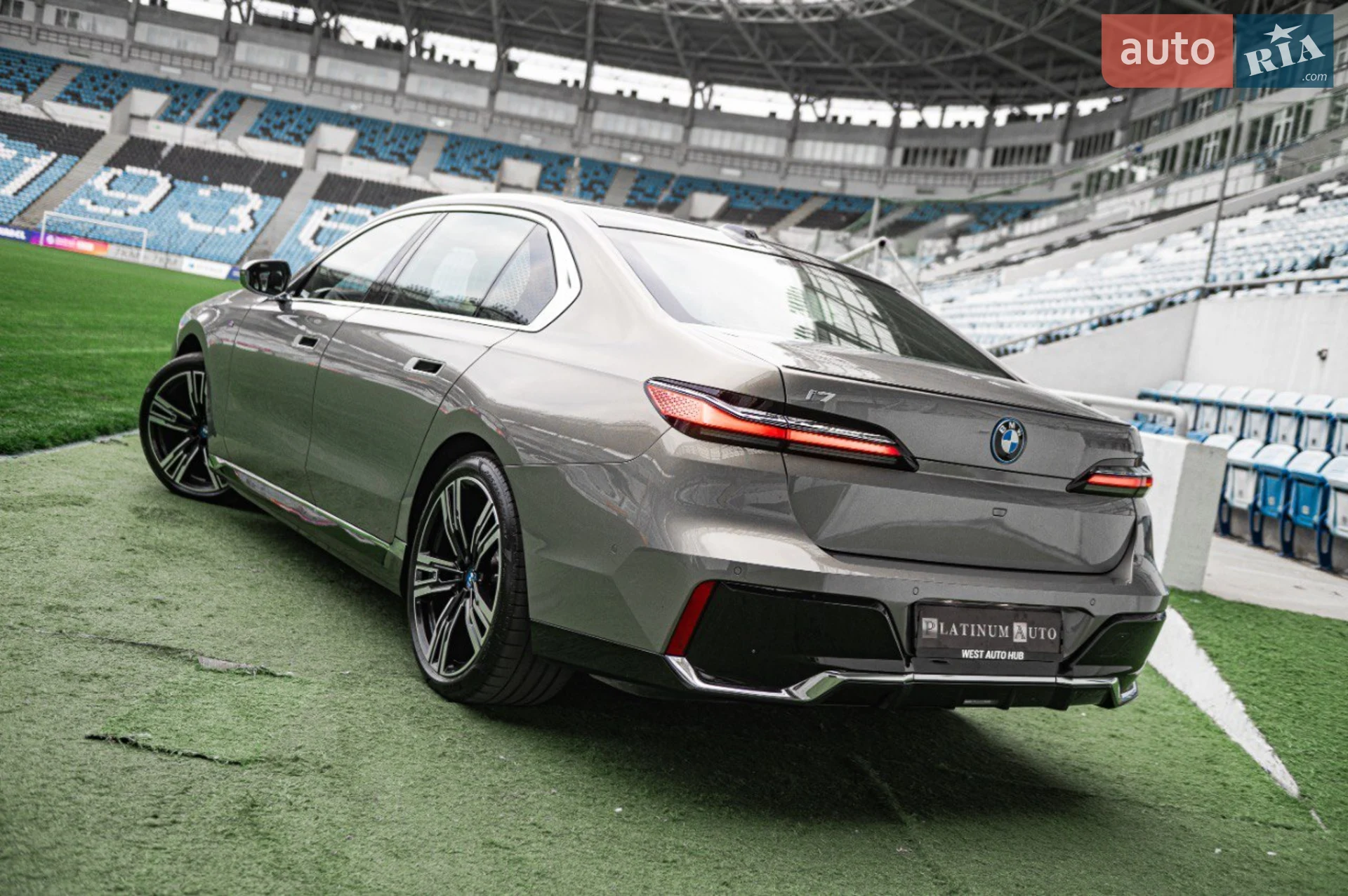 2023 BMW i7 - мініатюра 46