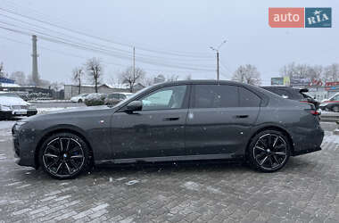 Седан BMW i7 2023 в Хмельницком