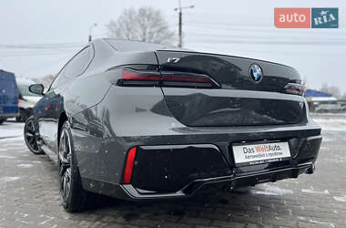 Седан BMW i7 2023 в Хмельницком