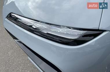 Седан BMW i7 2023 в 