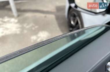 Седан BMW i7 2023 в 