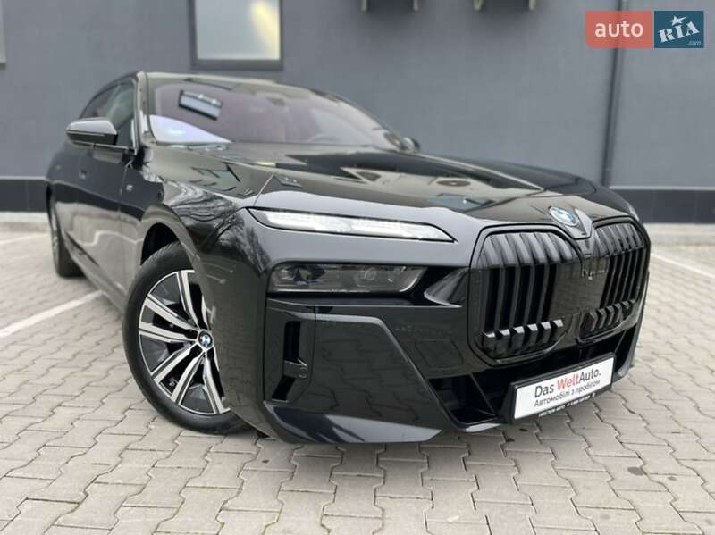 BMW i7 2023