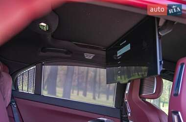Седан BMW i7 2022 в 