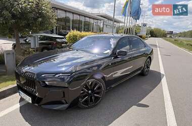 Седан BMW i7 2022 в Києві