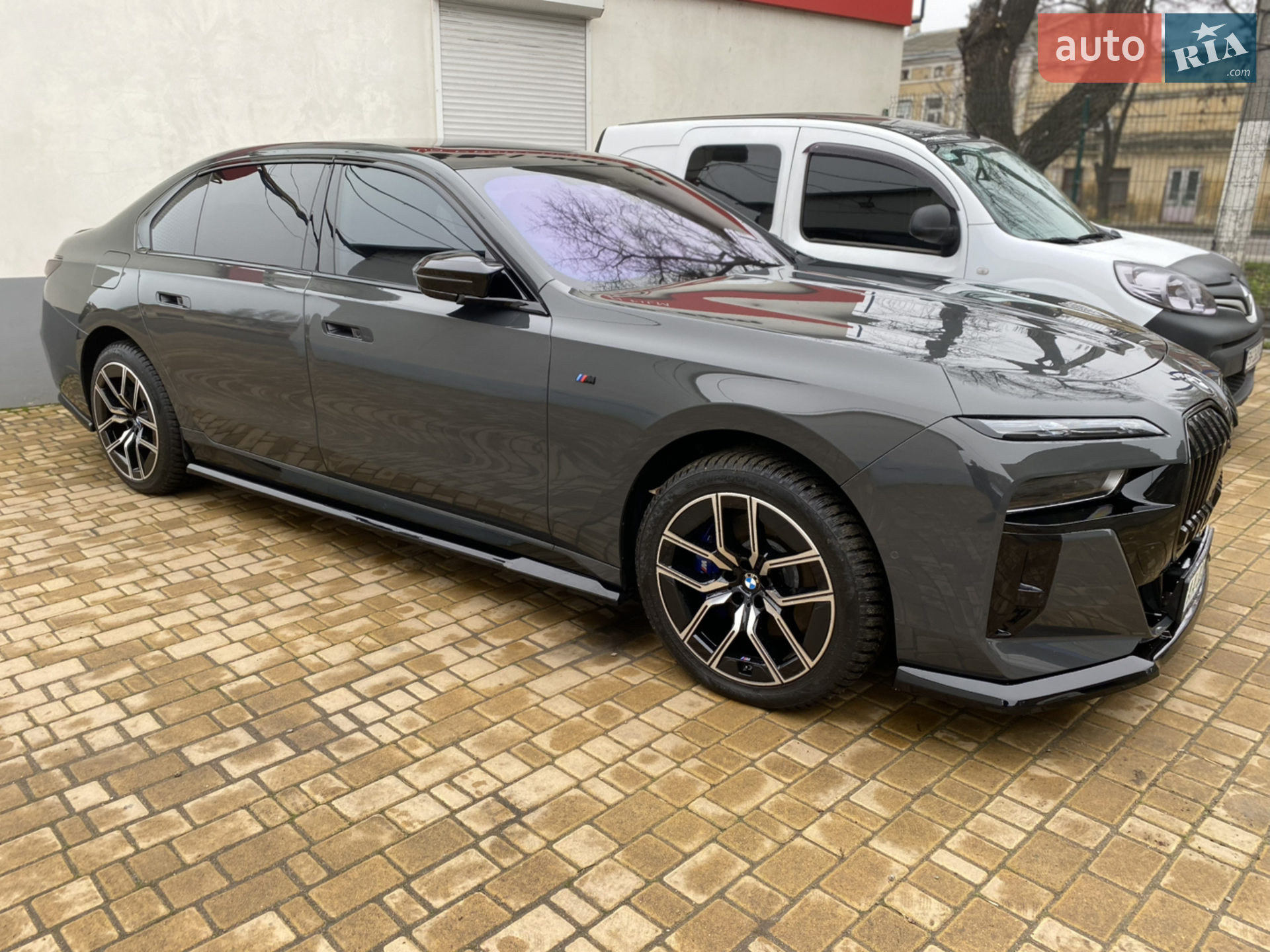2022 BMW i7 - мініатюра 9
