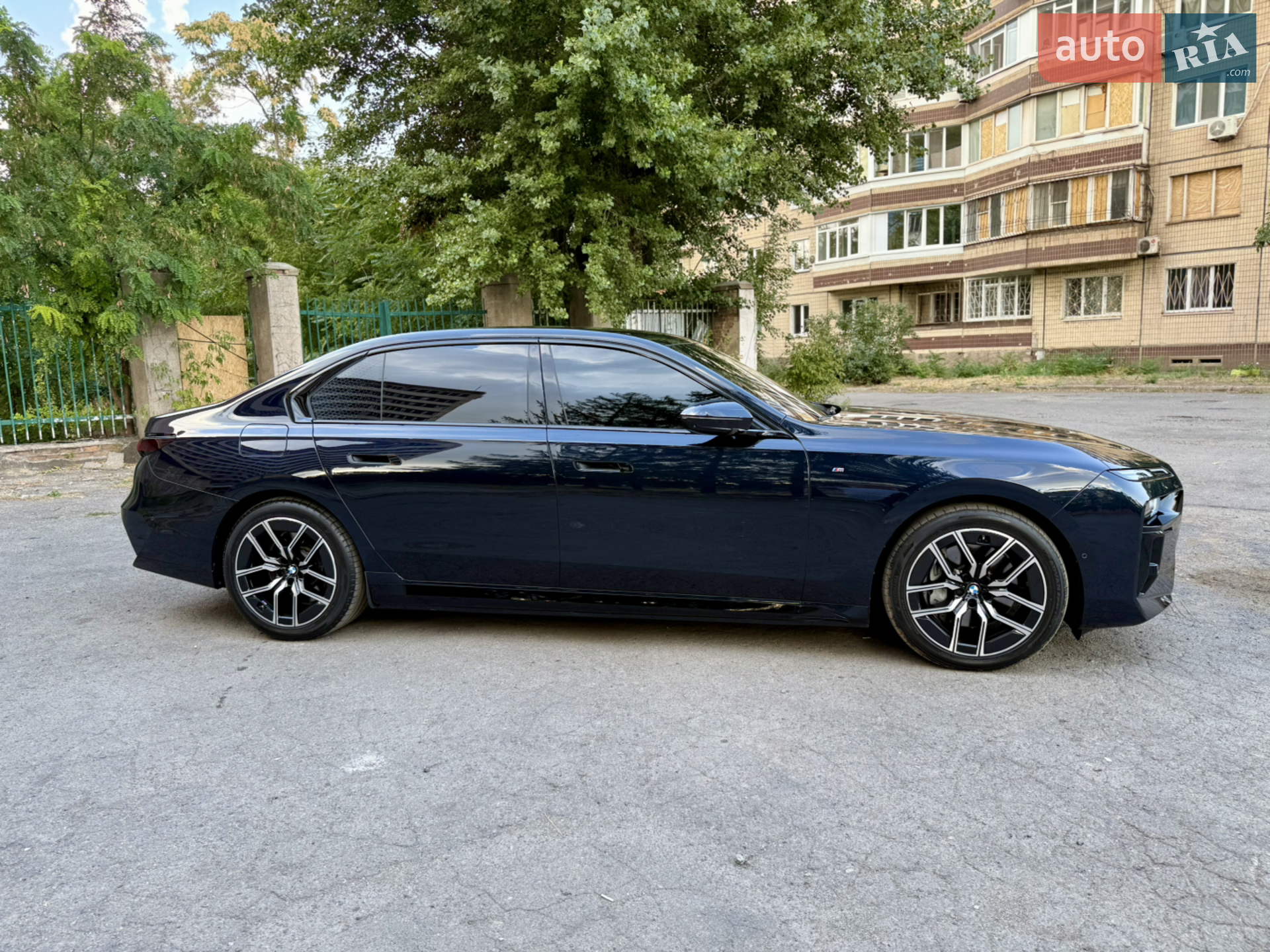 2024 BMW i7 - мініатюра 4